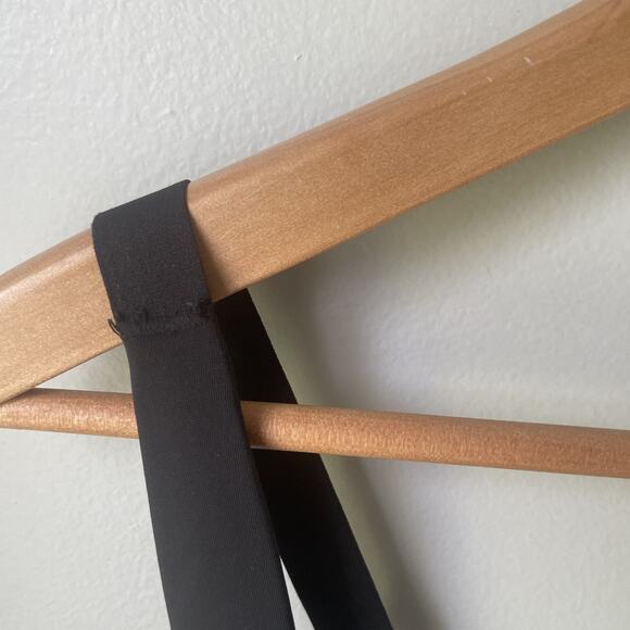 Cacique Full Coverage Bra 44 C Underwire Black Satin Cups Adjustable Strap Women - Picture 6 of 8